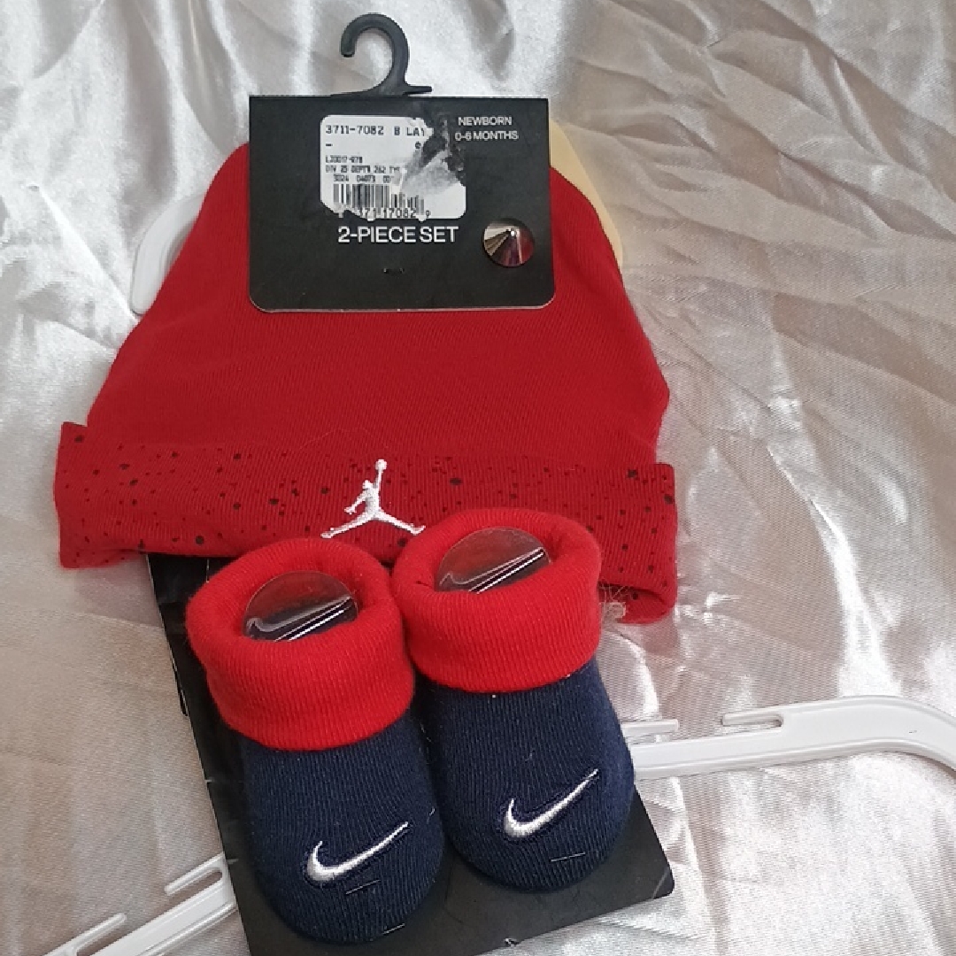 Nike Red And Navy Baby Hat And Booties Set